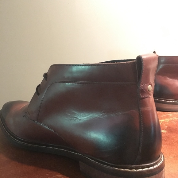 men\'s shoes size 13M